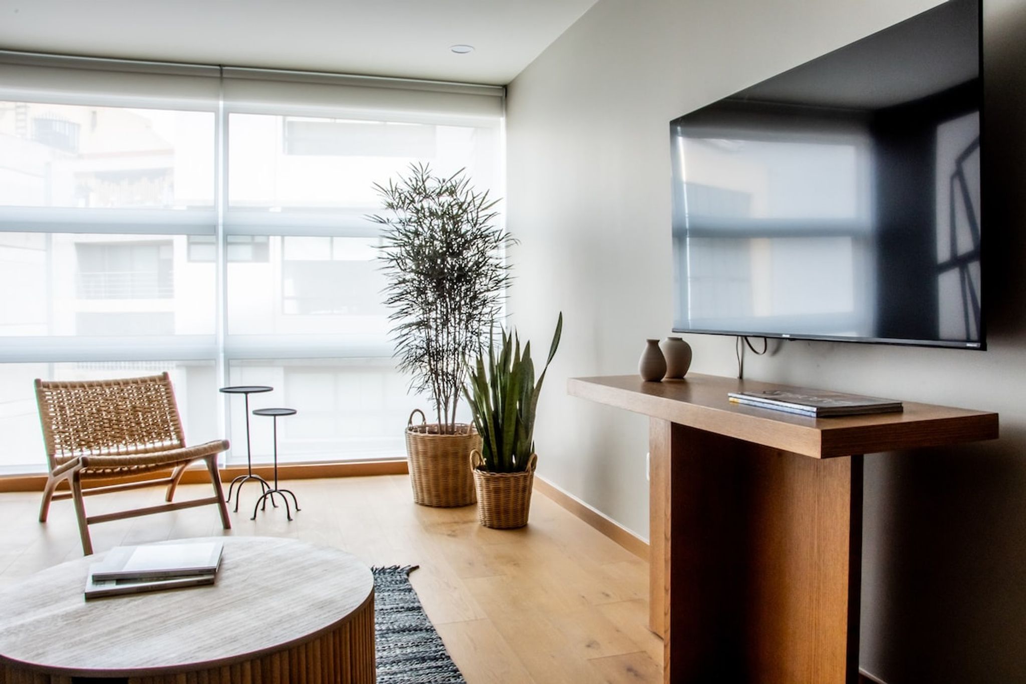 Great Amenities - 2BR Apt