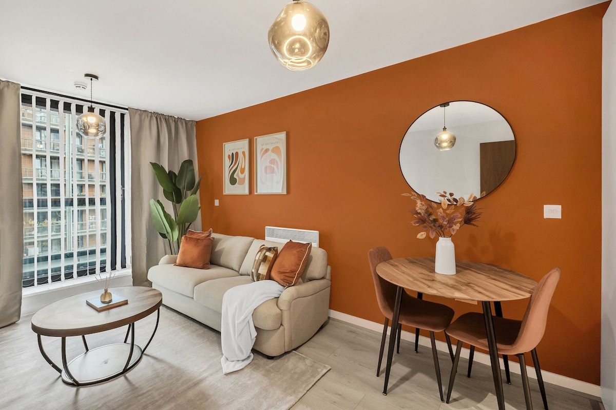 Modern 1BR • 2 min to Tube • O2 & ExCeL