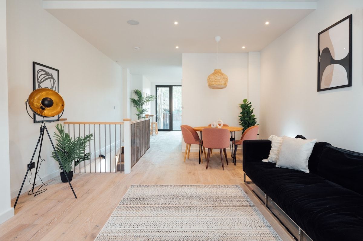Luxurious & Modern | Honor Oak Apartment
