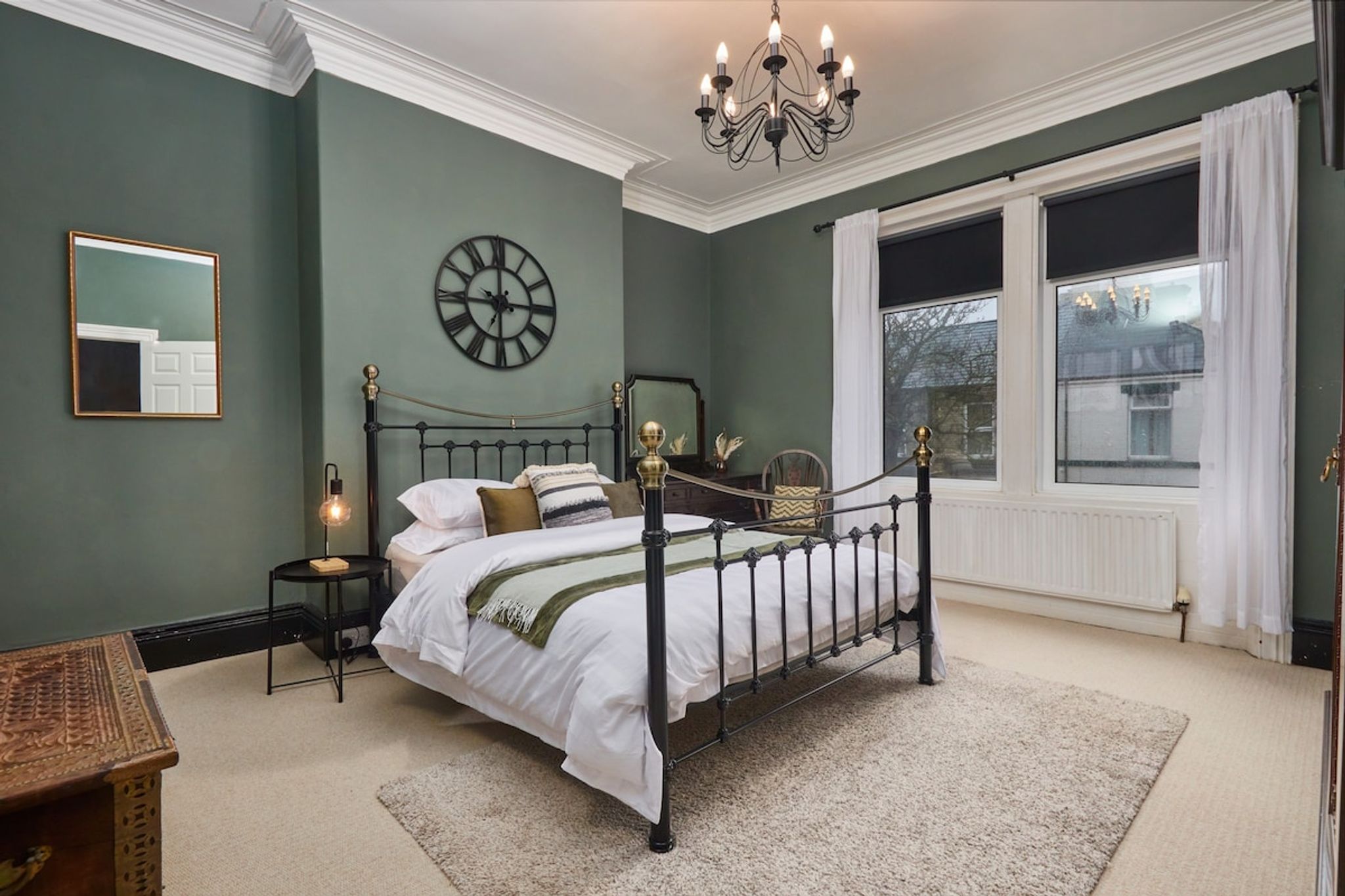 Flat 5 Minutes From The Beach - Street Parking