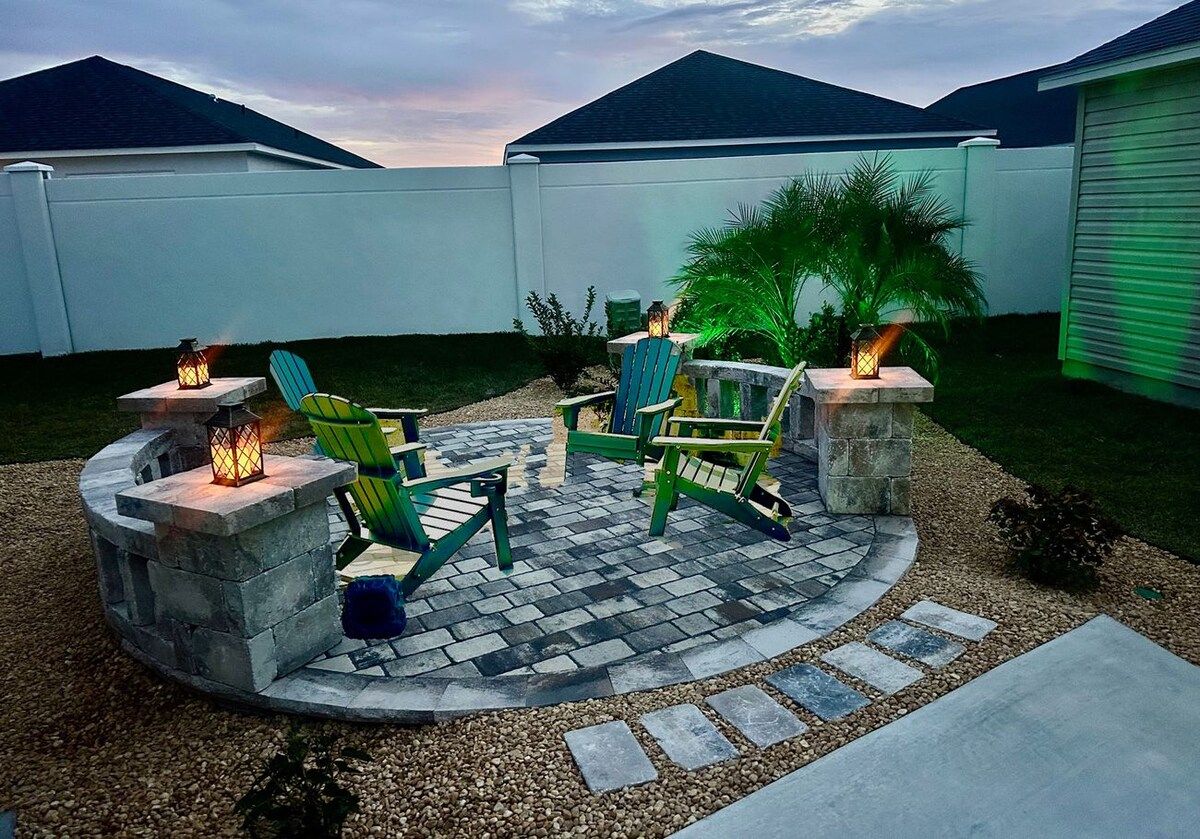 Fire Pit Villa · 2BR · Golf Cart · Near Eastport