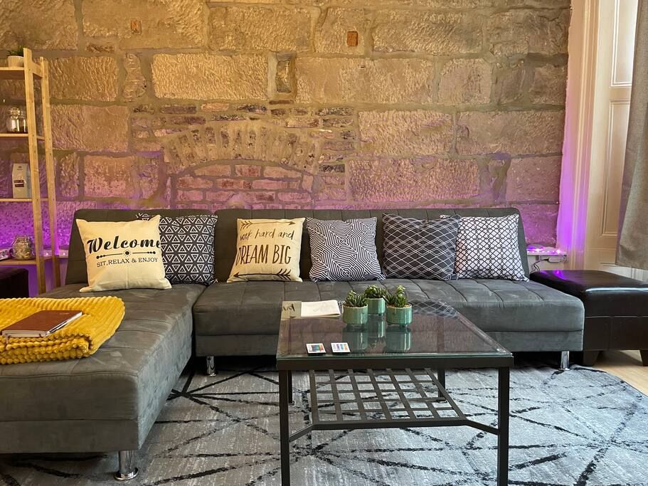 Earl Grey flat | Finest tea+Coffee+Board games