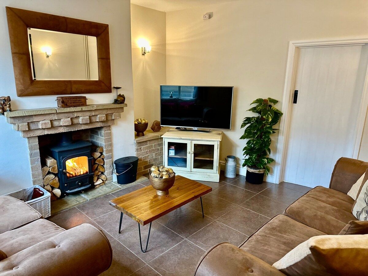Fallow Cottage - 3 bedroom, Stamford centre