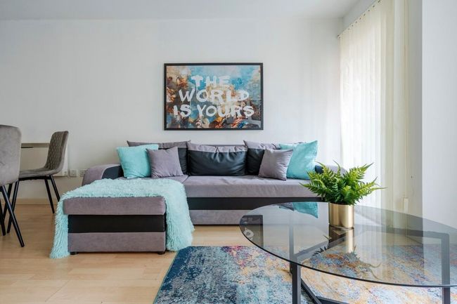 Luxury 2 Bed Apartment City Centre Free Parking