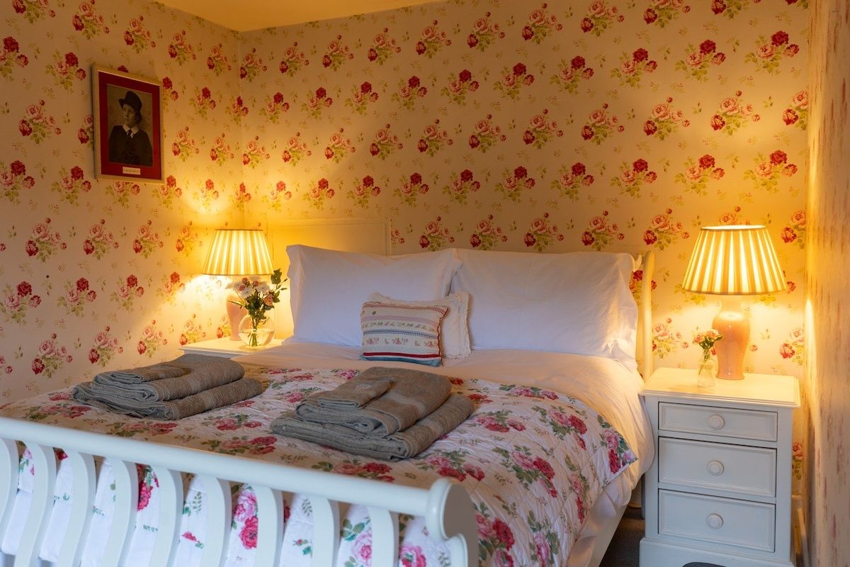 The Lady Diana Cooper Suite