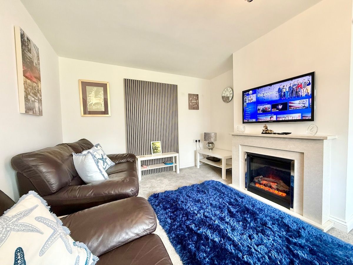 Ideal for short stays & 15 minutes to Swansea City