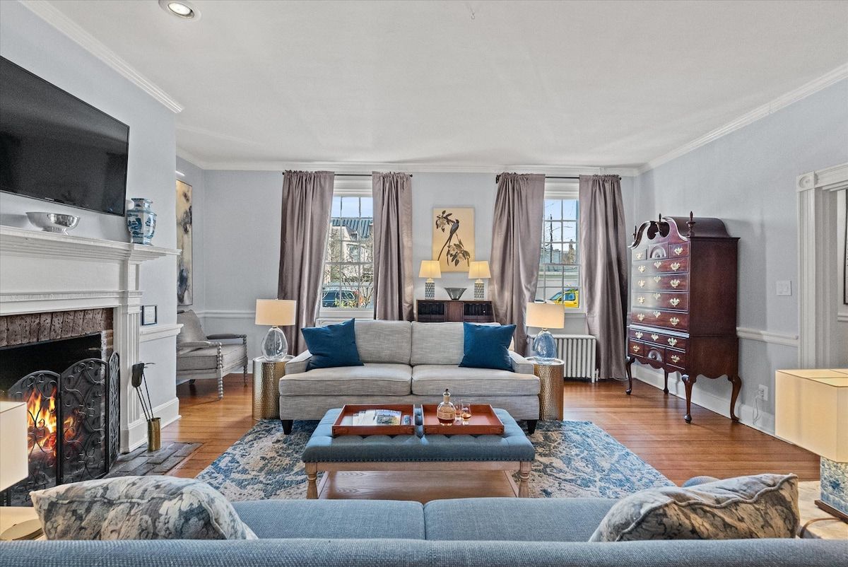 The Piedmont - www.stayinalexandria.com