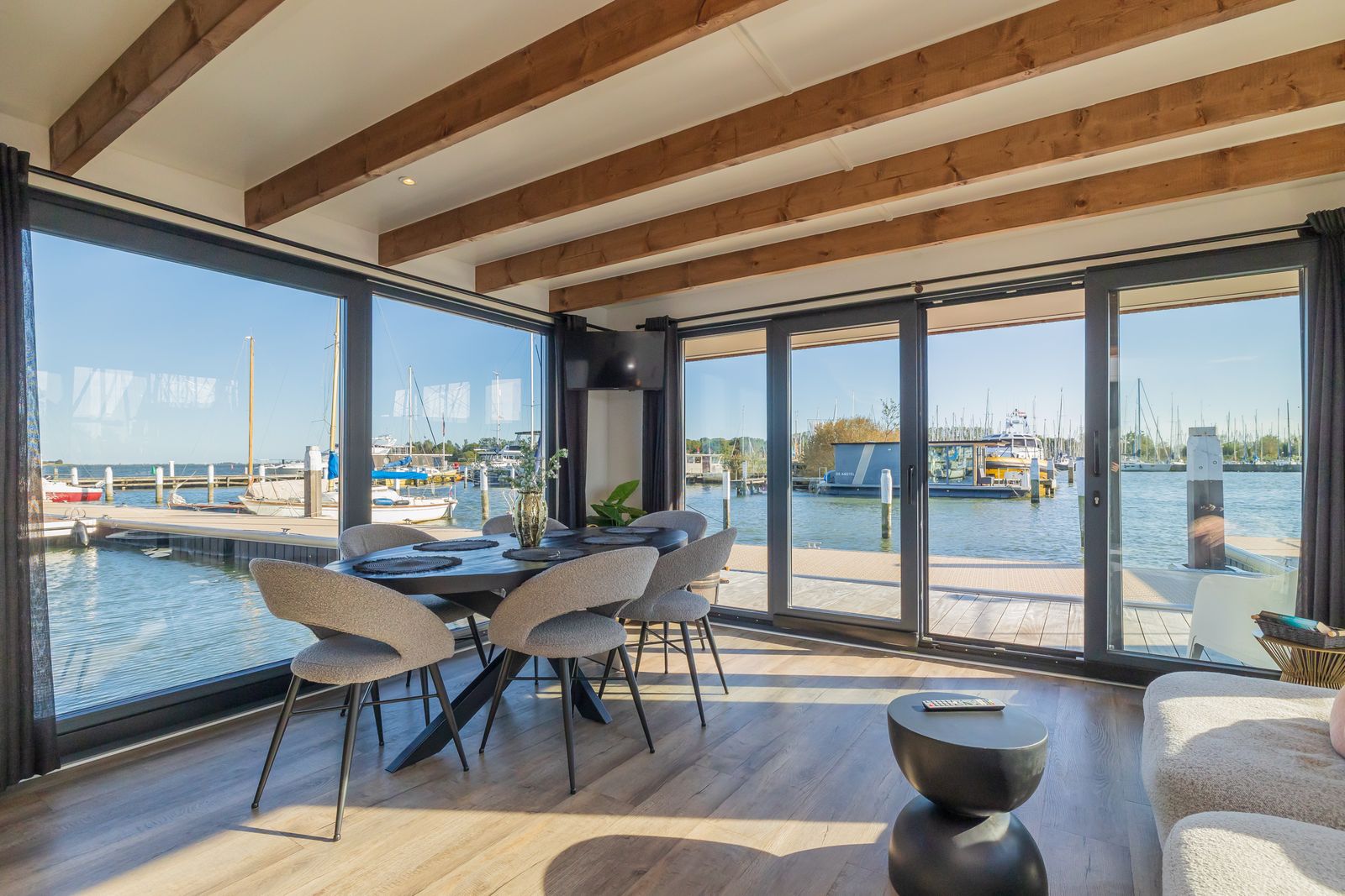 6 pers Houseboat in Centre Amsterdam