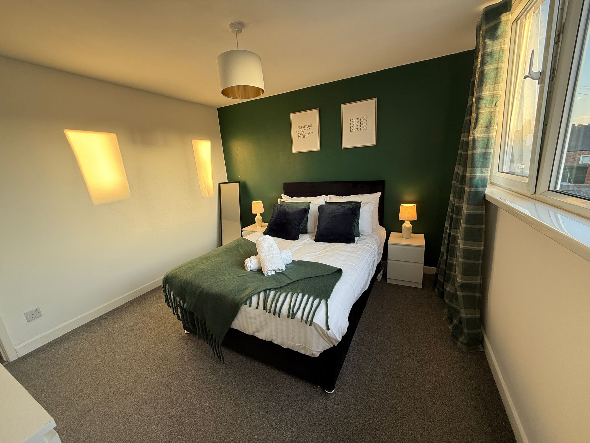 Bexley-4 Bdrm 5 beds Sleeps 7 Ideal 4 Contractors