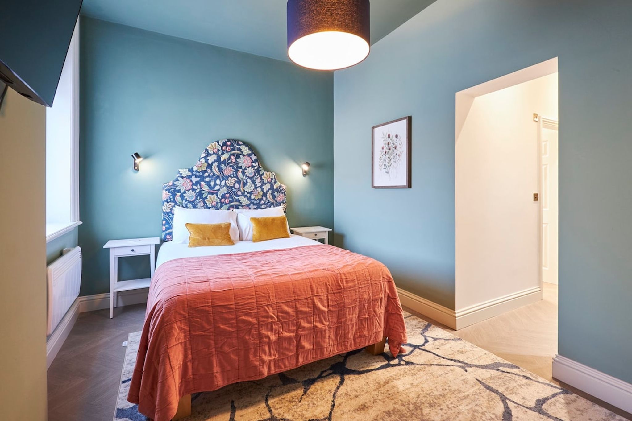 Ros Castle @ Arlington House Hotel