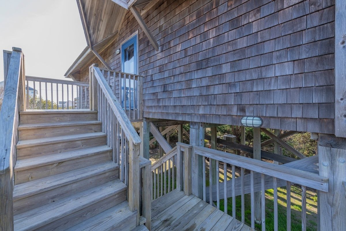 The Stoke - 5 houses to Ocean - Pool!